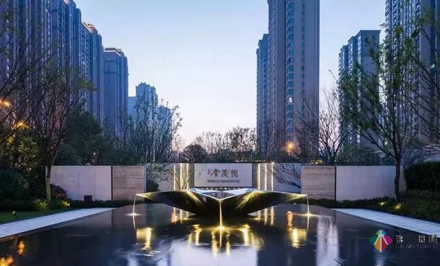 可借鑒的景觀設(shè)計(jì)中的雕塑案例哪里有？